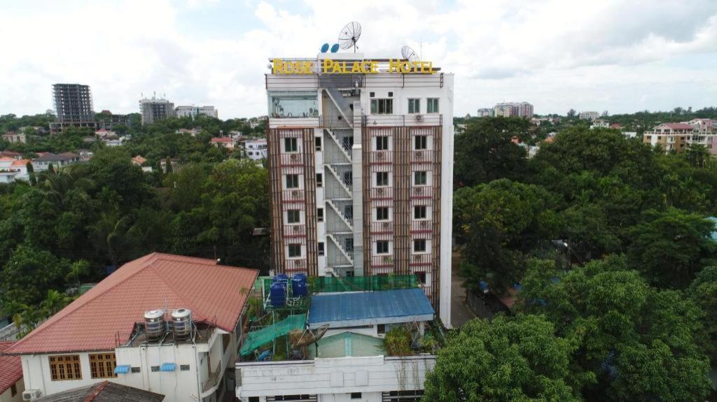 Rose Palace Hotel Yangon Exteriör bild