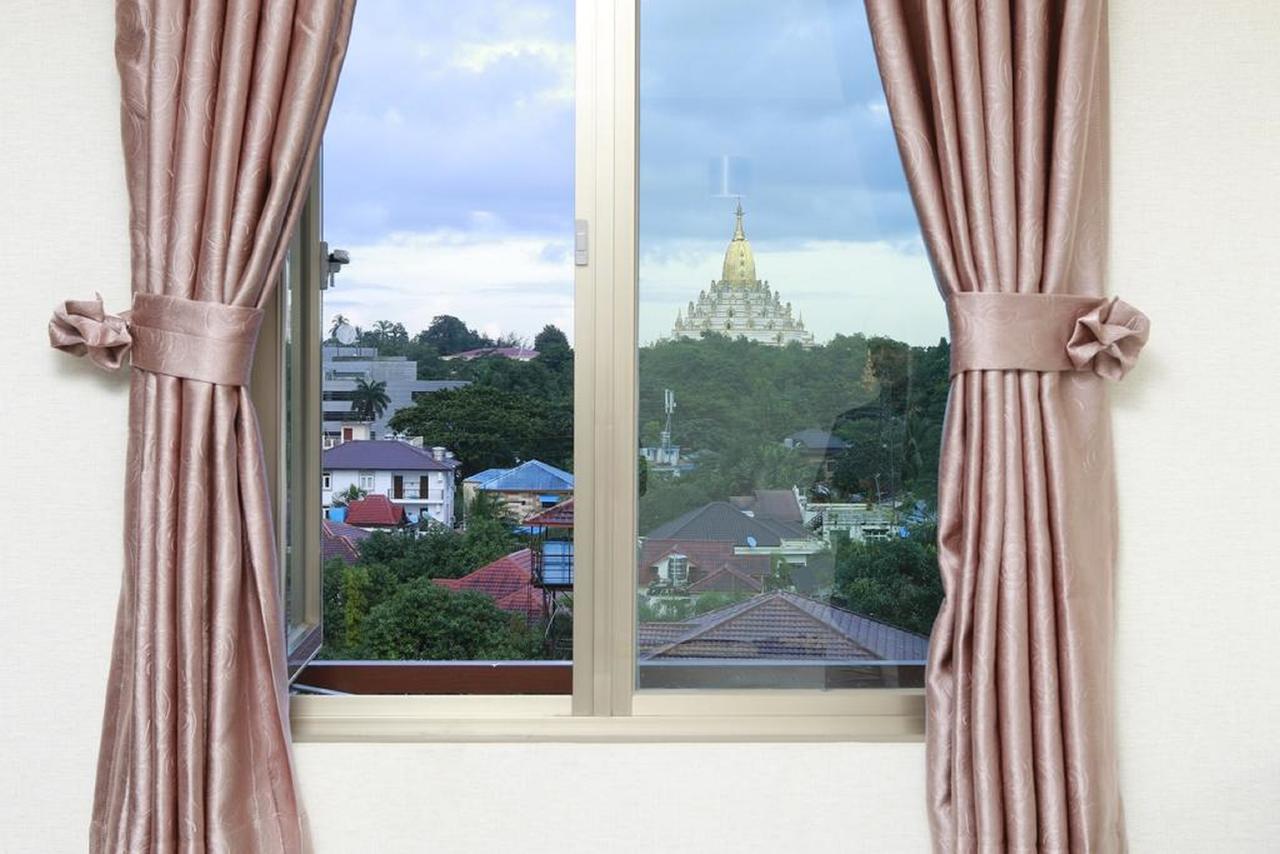 Rose Palace Hotel Yangon Exteriör bild